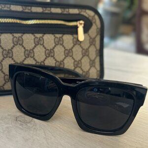 Oversized Black Square Sunglasses – Super Dark Lenses (AF8036)